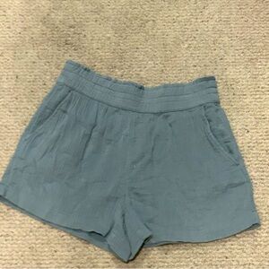 Women’s xs Loft Shorts